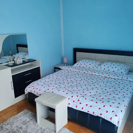 Daco Lägenhet Vlasenica